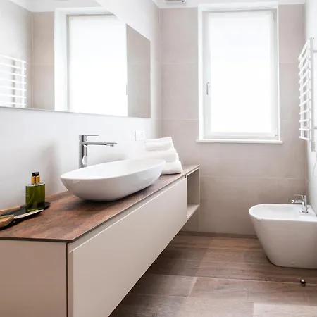 B&B Re Ottone 라찌제